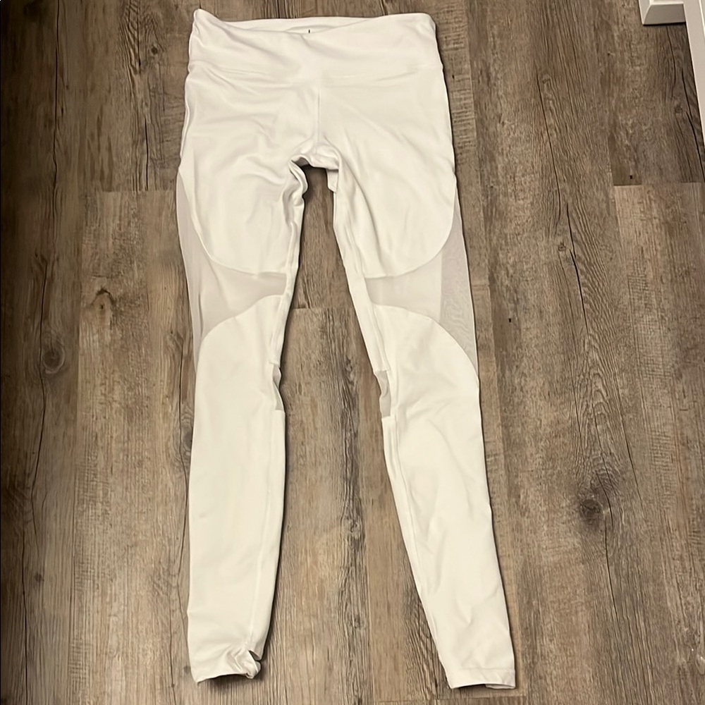ALO Yoga White Active Leggings